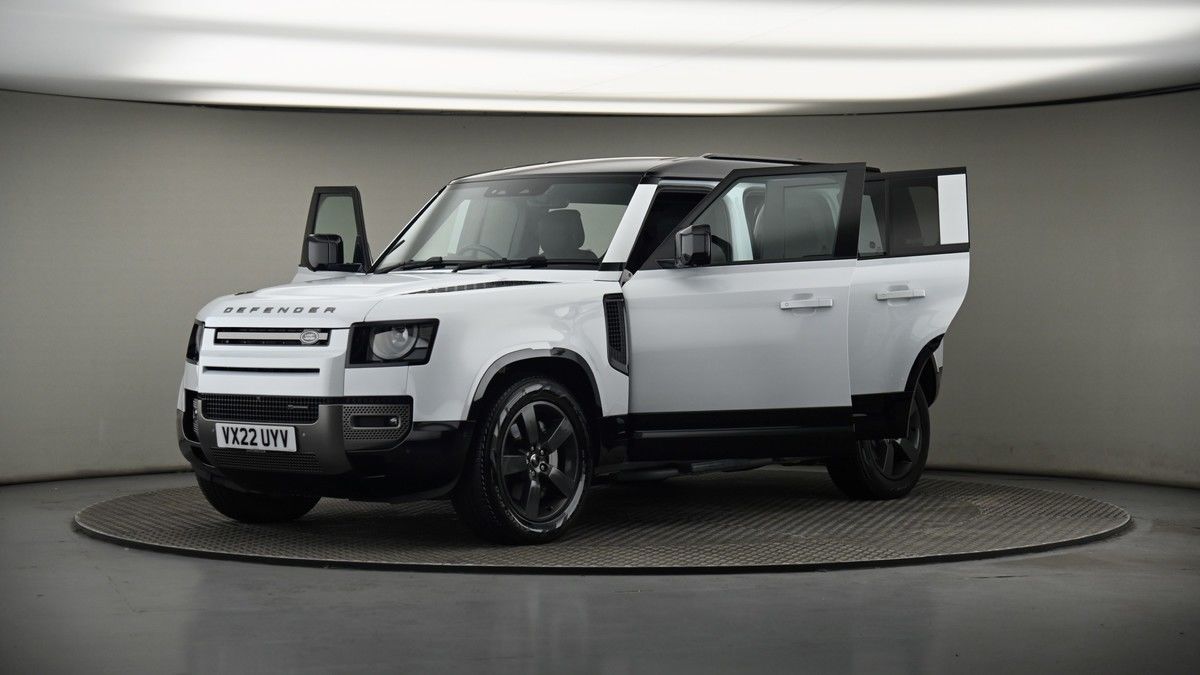 More views of Land Rover Defender 110