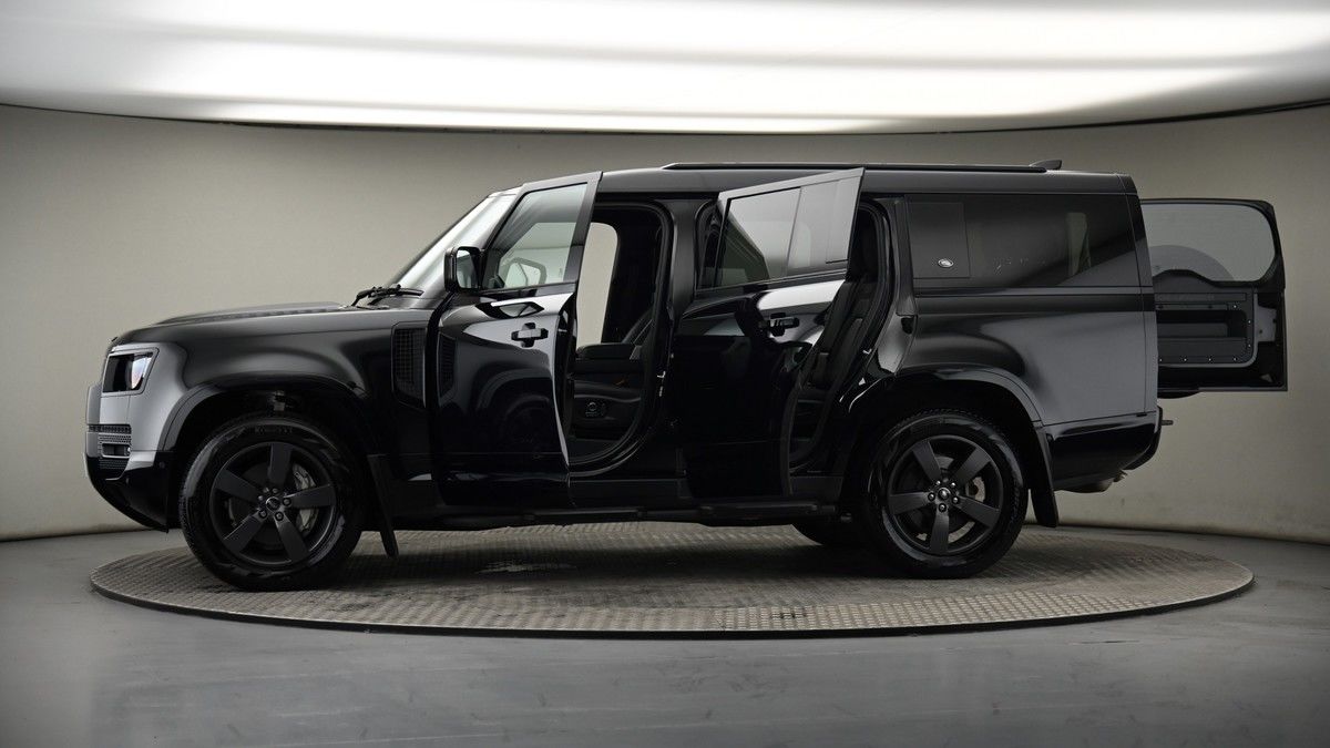 More views of Land Rover Defender 130
