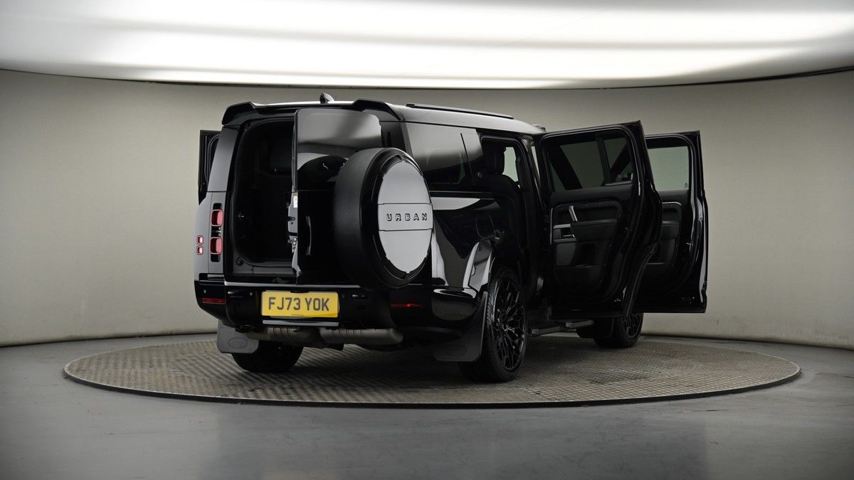 More views of Land Rover Defender 130