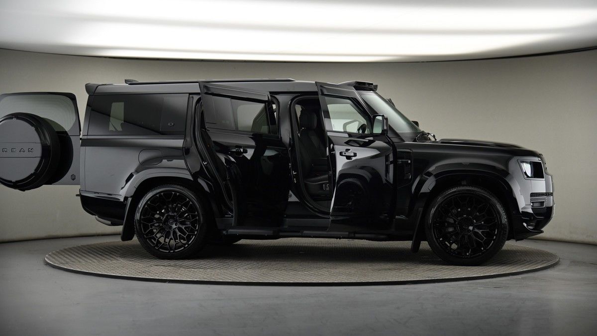 More views of Land Rover Defender 130