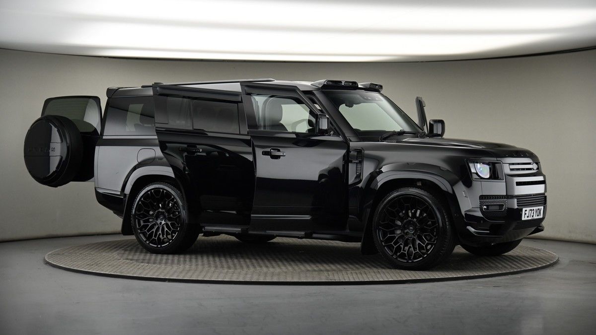 More views of Land Rover Defender 130