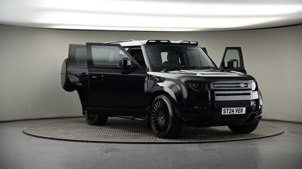 More views of Land Rover Defender 130