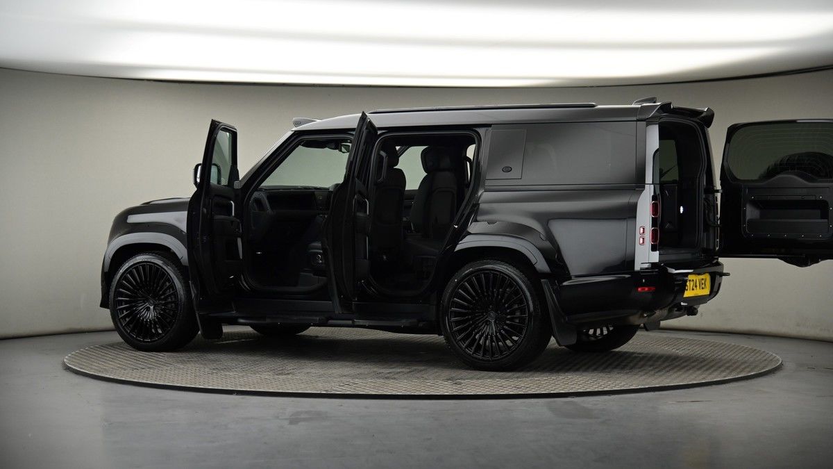 More views of Land Rover Defender 130