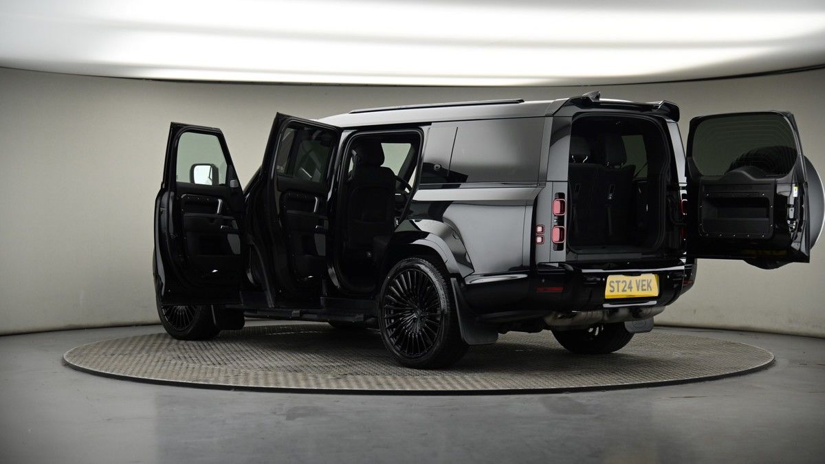 More views of Land Rover Defender 130