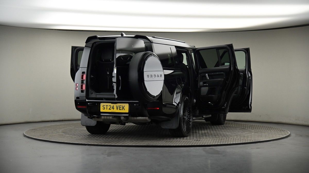 More views of Land Rover Defender 130
