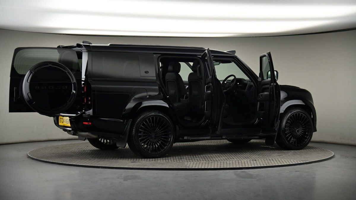 More views of Land Rover Defender 130