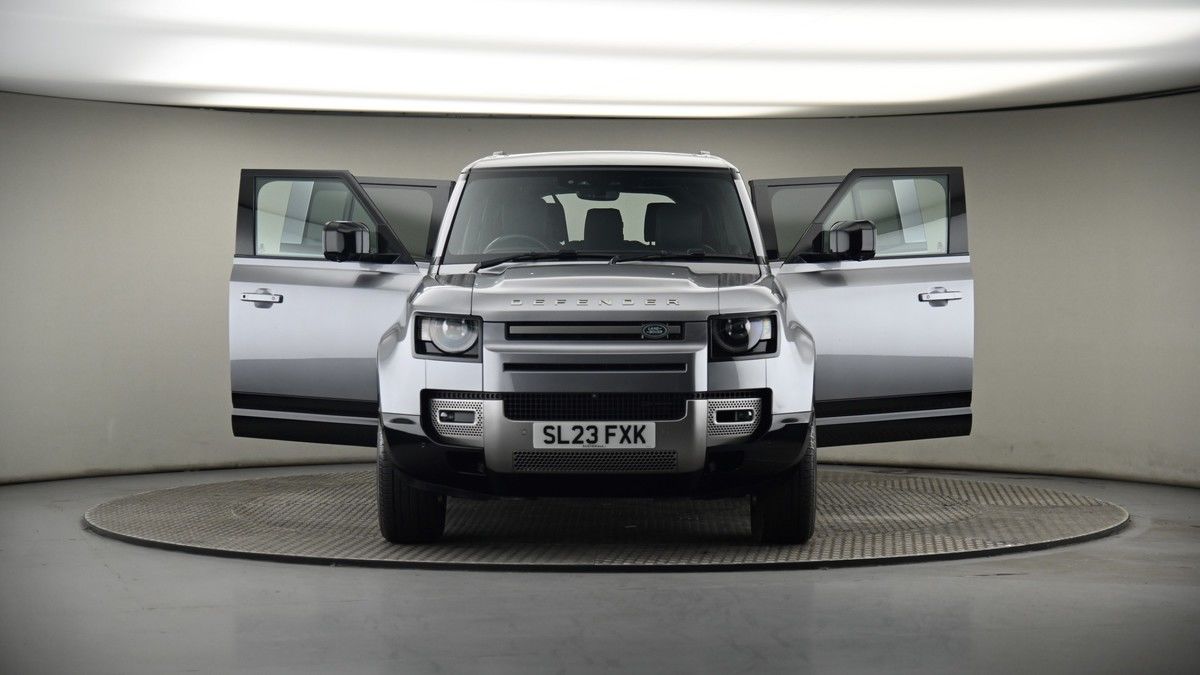 More views of Land Rover Defender 130