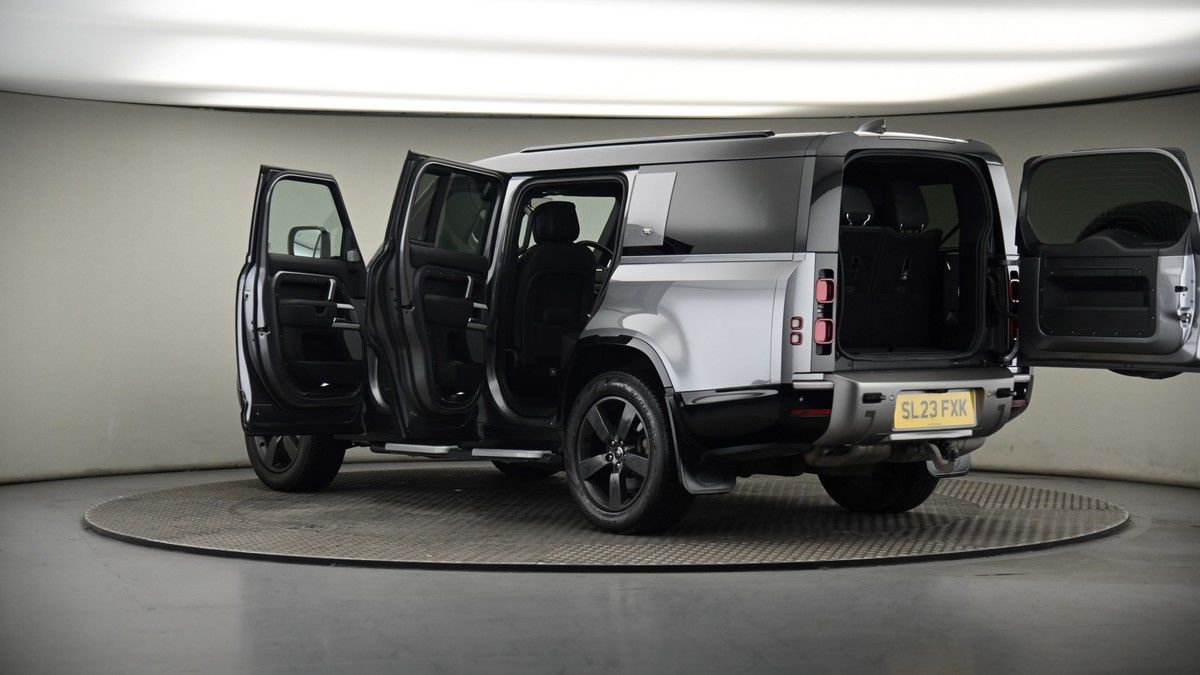 More views of Land Rover Defender 130