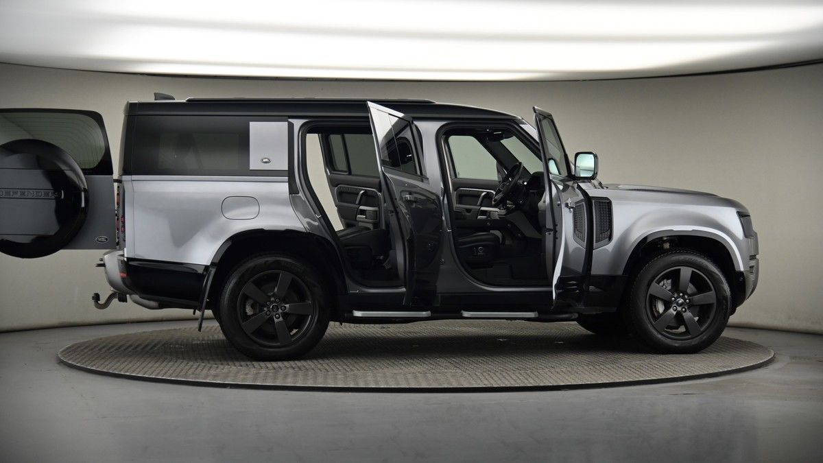 More views of Land Rover Defender 130