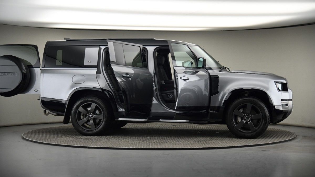 More views of Land Rover Defender 130