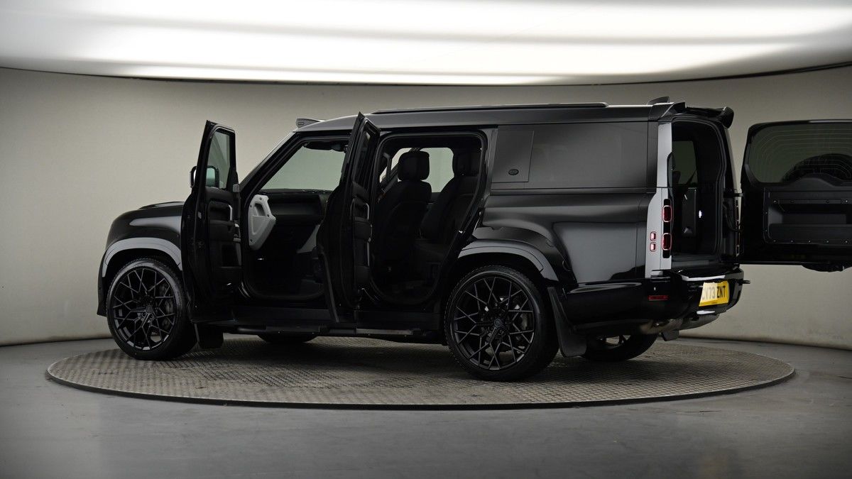More views of Land Rover Defender 130
