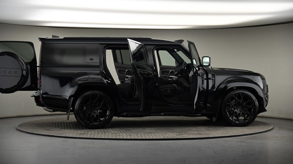 More views of Land Rover Defender 130