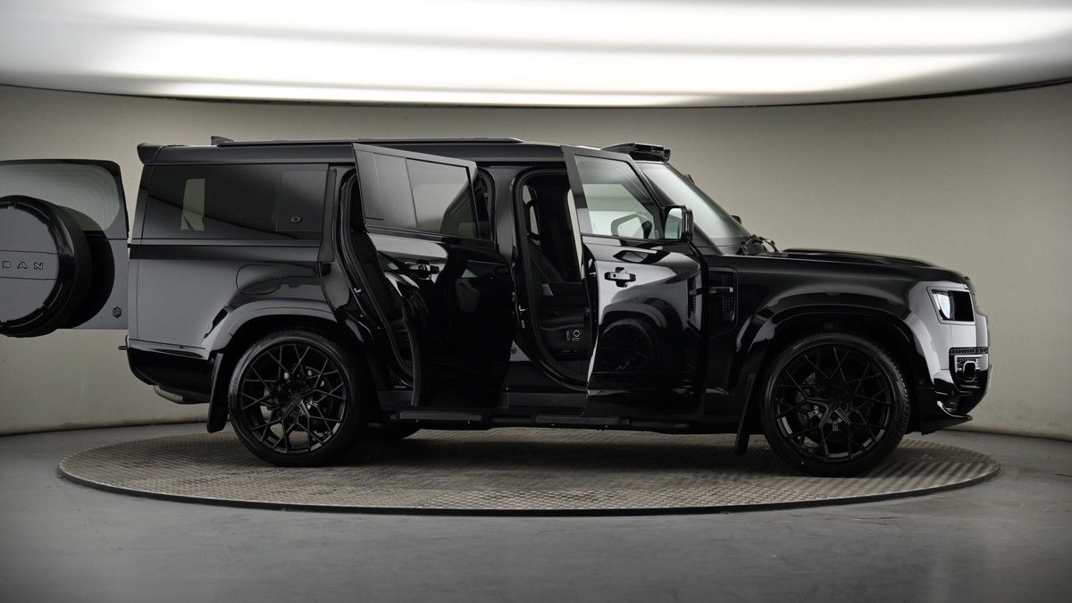 More views of Land Rover Defender 130