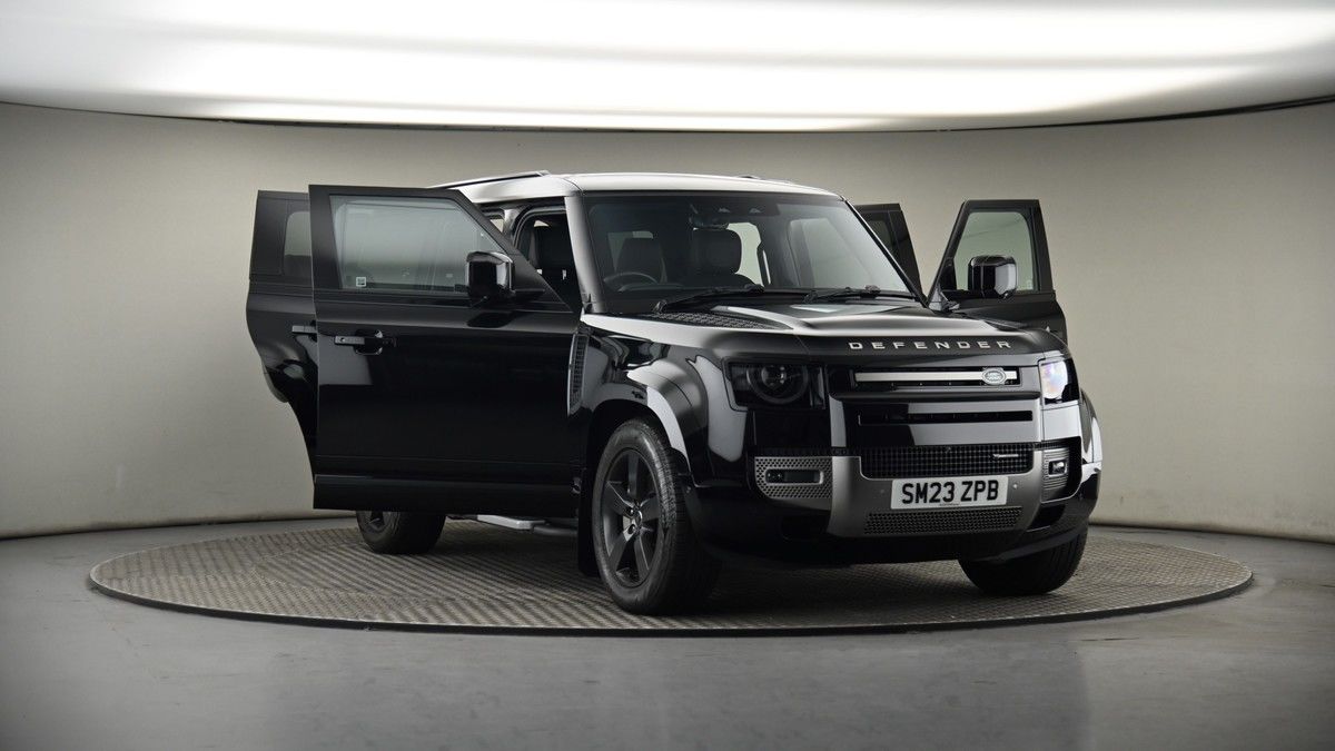 More views of Land Rover Defender 130