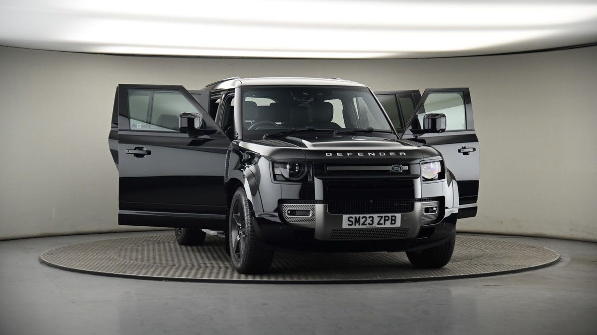 More views of Land Rover Defender 130