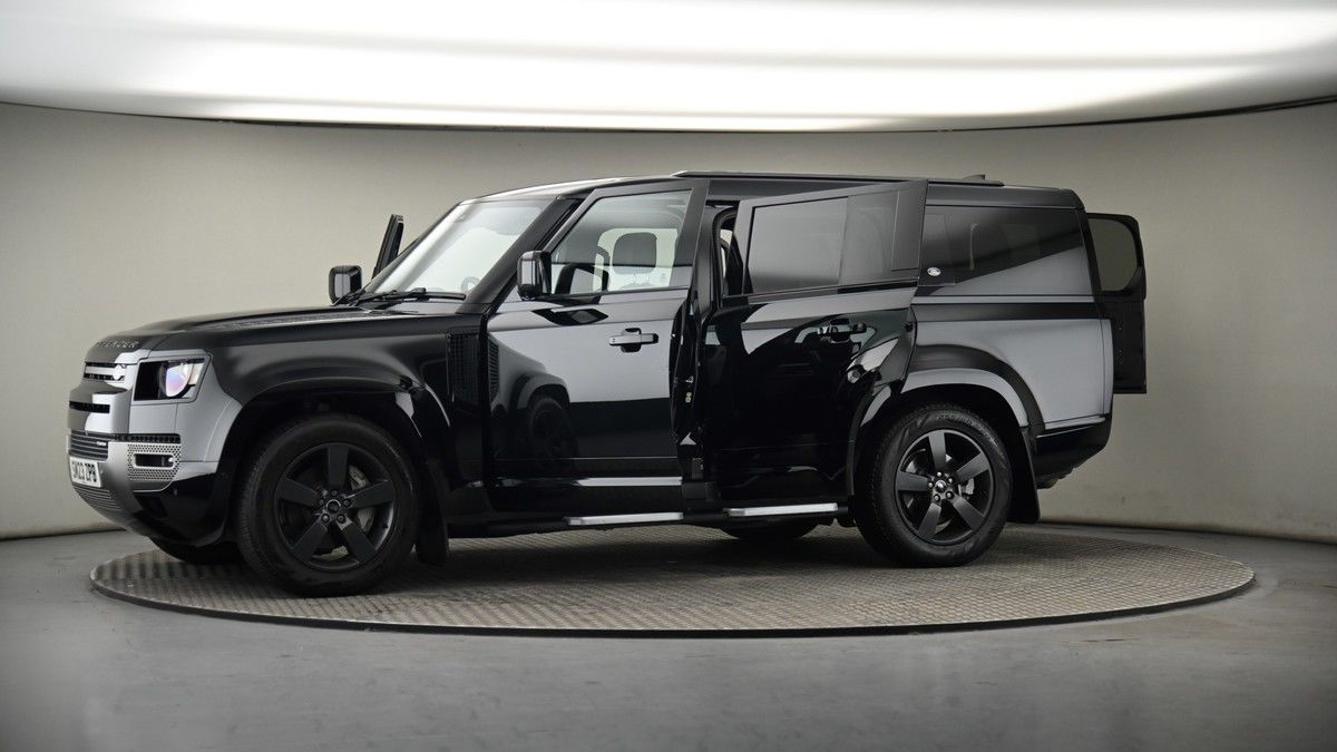 More views of Land Rover Defender 130