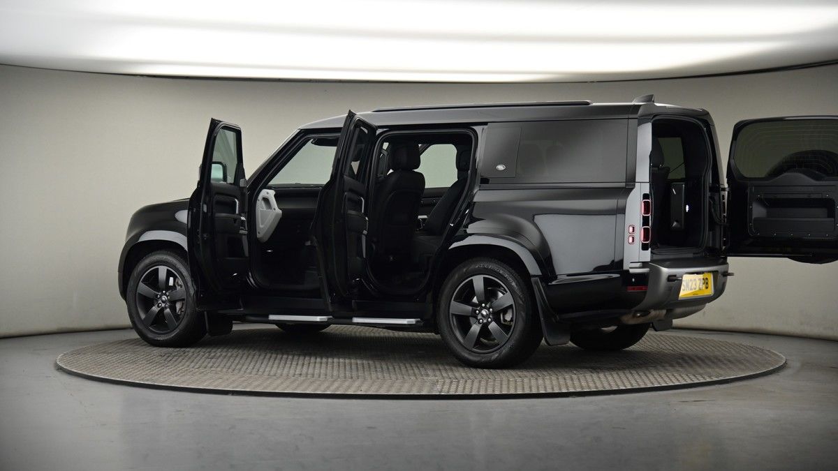 More views of Land Rover Defender 130