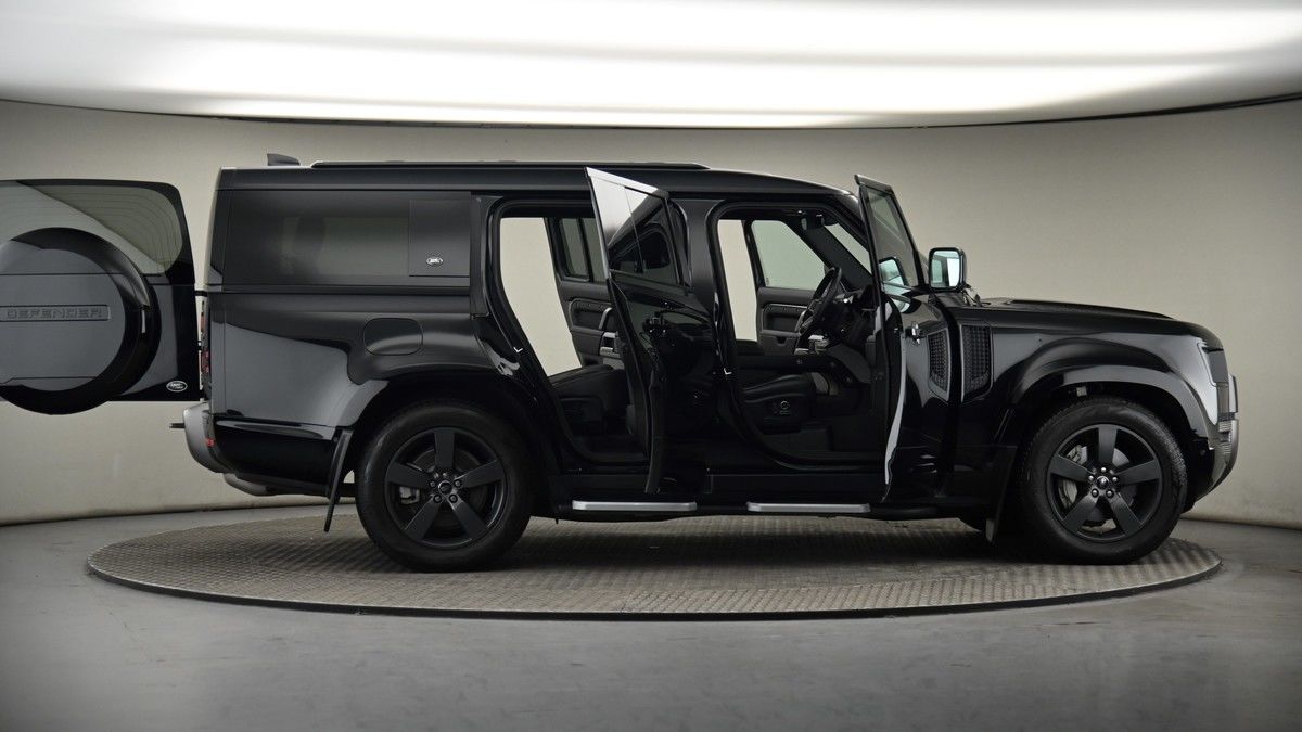 More views of Land Rover Defender 130