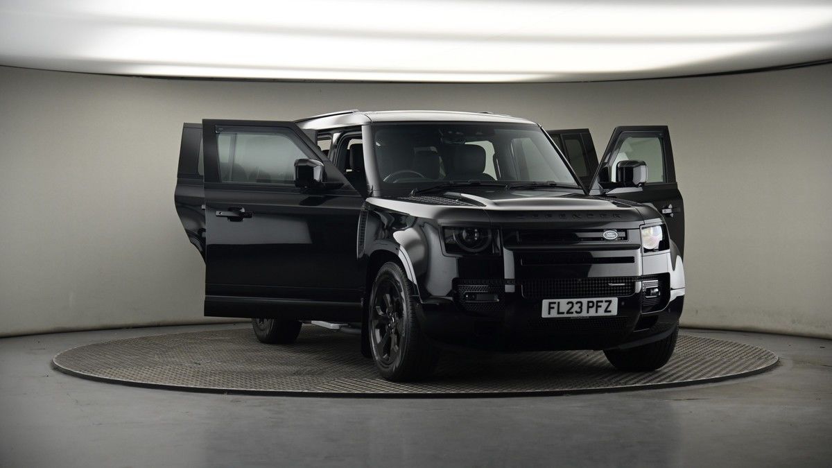 More views of Land Rover Defender 130
