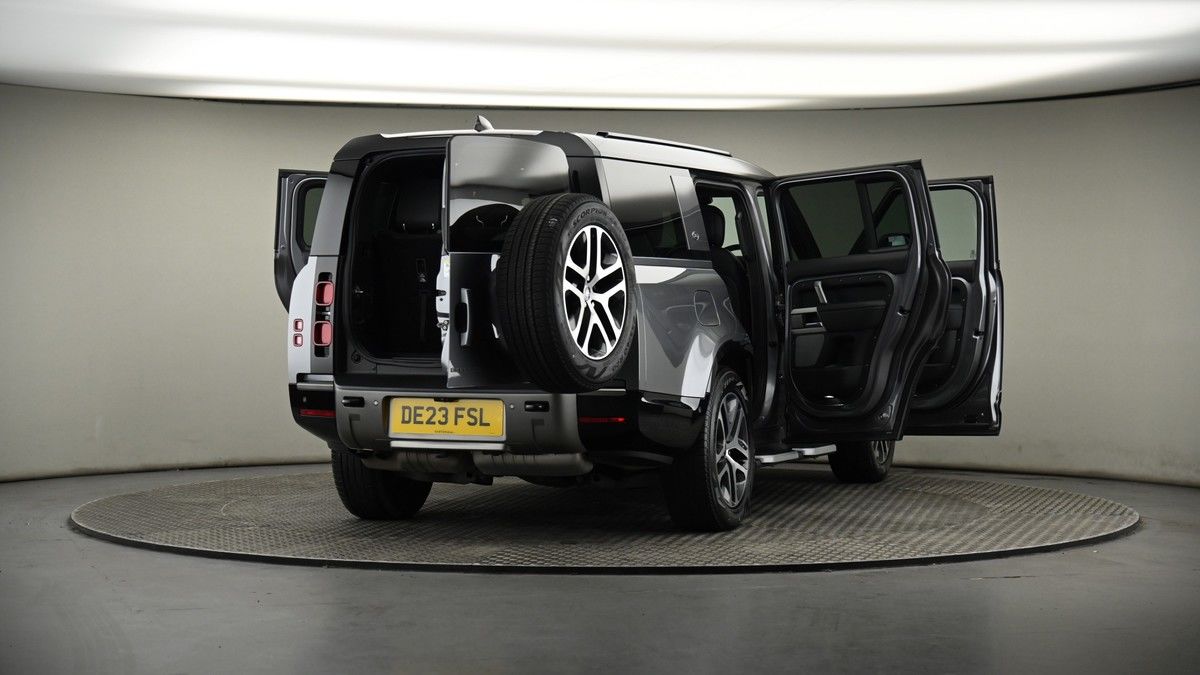 More views of Land Rover Defender 130