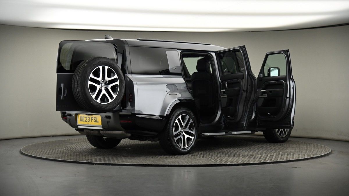 More views of Land Rover Defender 130