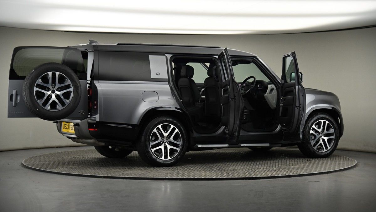More views of Land Rover Defender 130