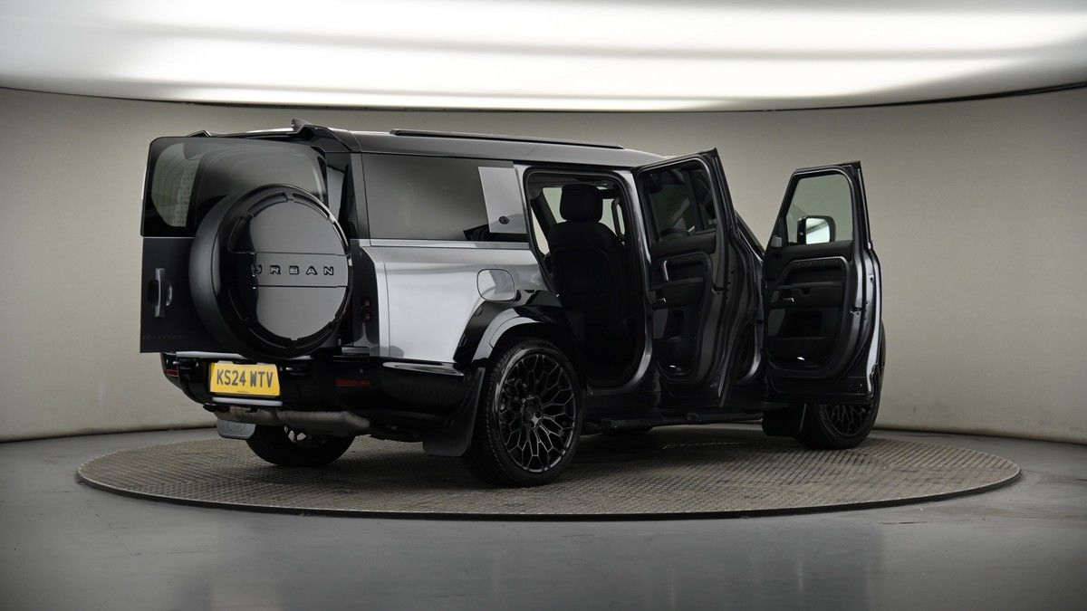More views of Land Rover Defender 130