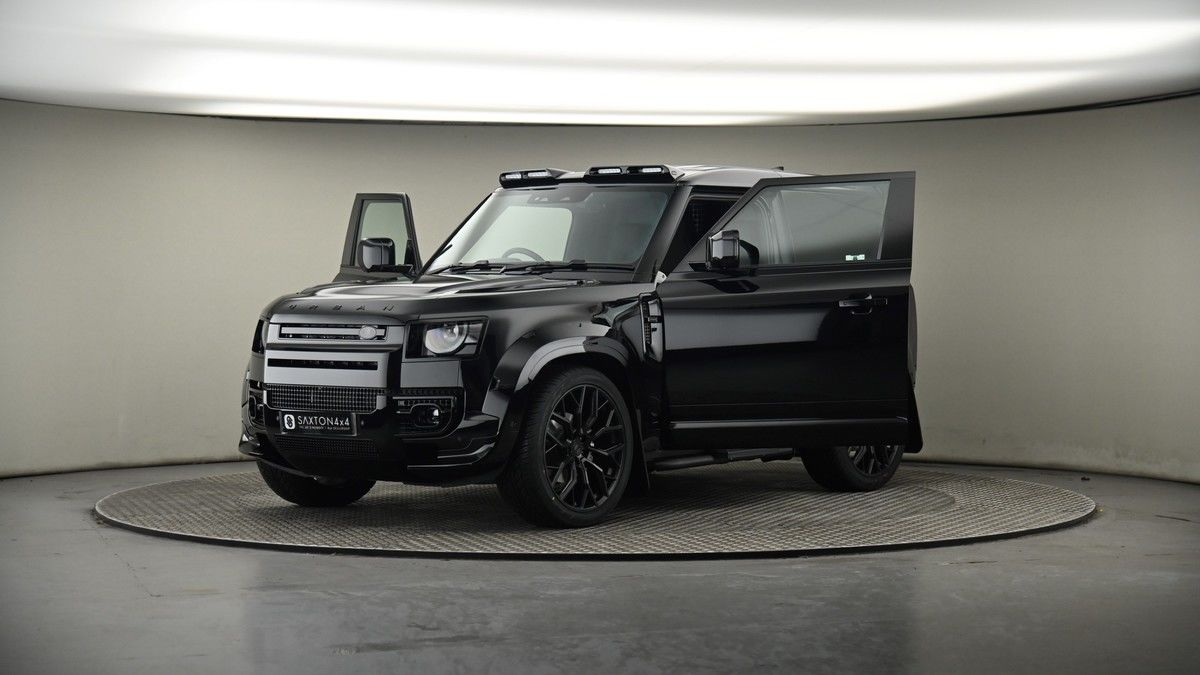More views of Land Rover Defender 90