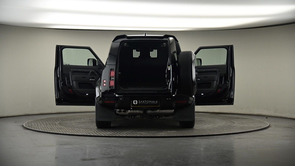 More views of Land Rover Defender 90