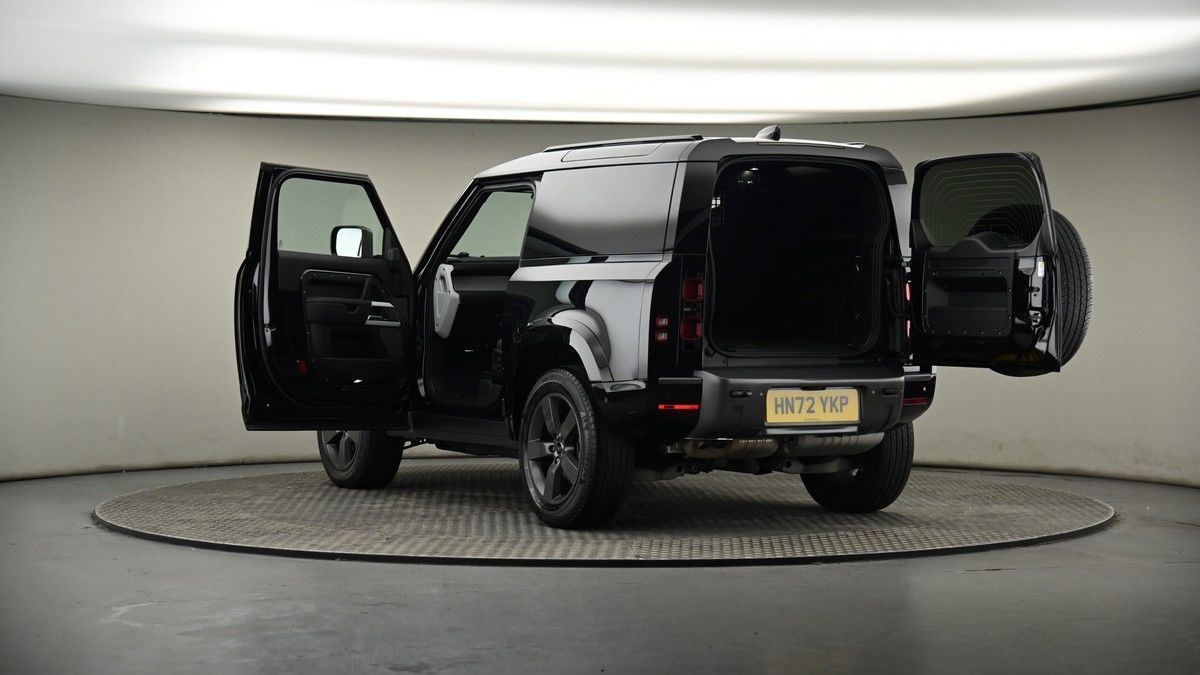 Land Rover Defender 90 Image 5