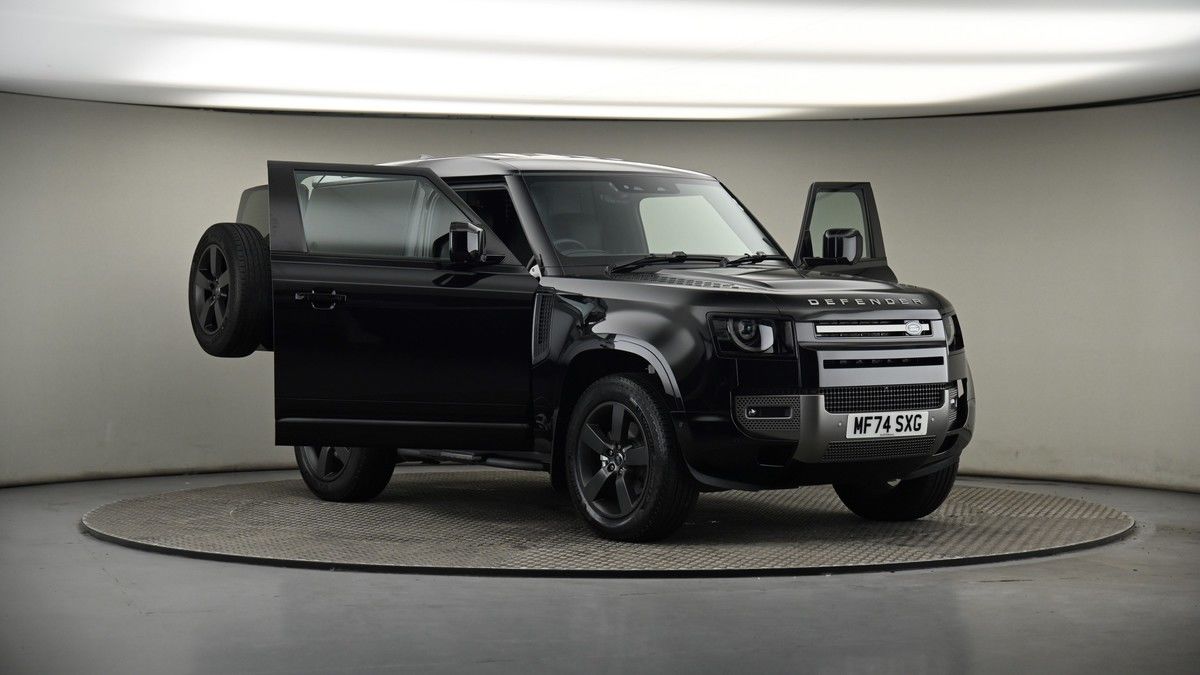 More views of Land Rover Defender 90