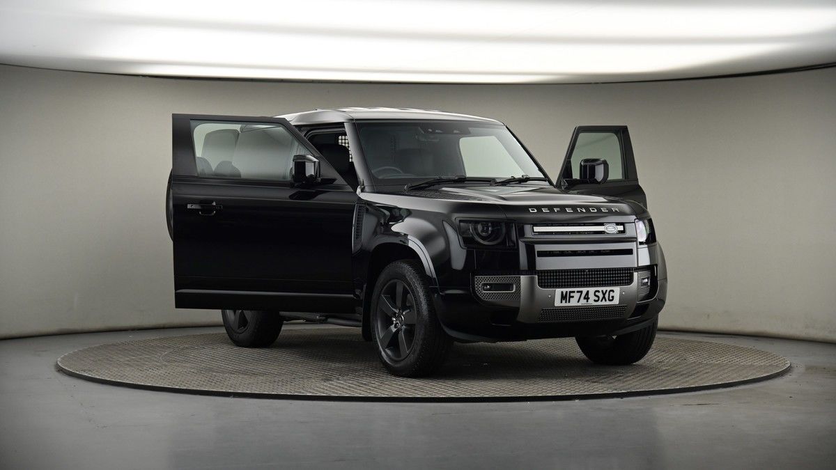 More views of Land Rover Defender 90