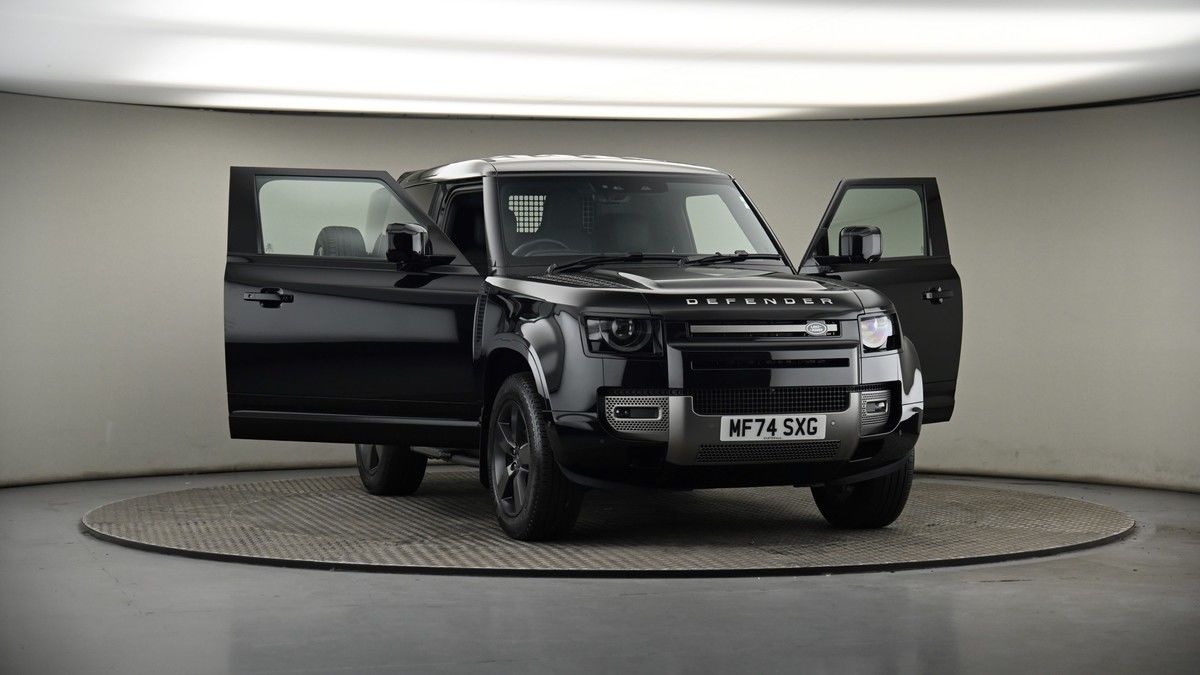 More views of Land Rover Defender 90