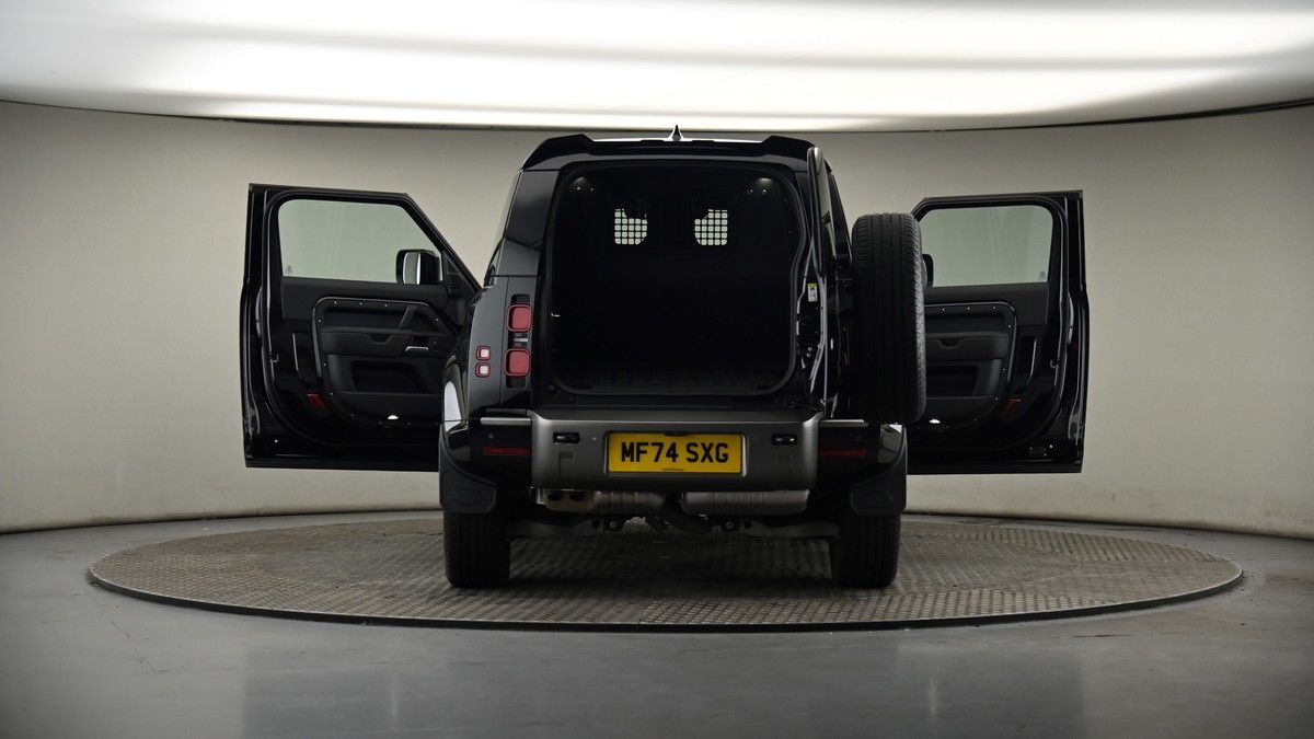 More views of Land Rover Defender 90
