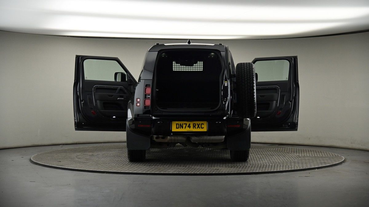 More views of Land Rover Defender 90