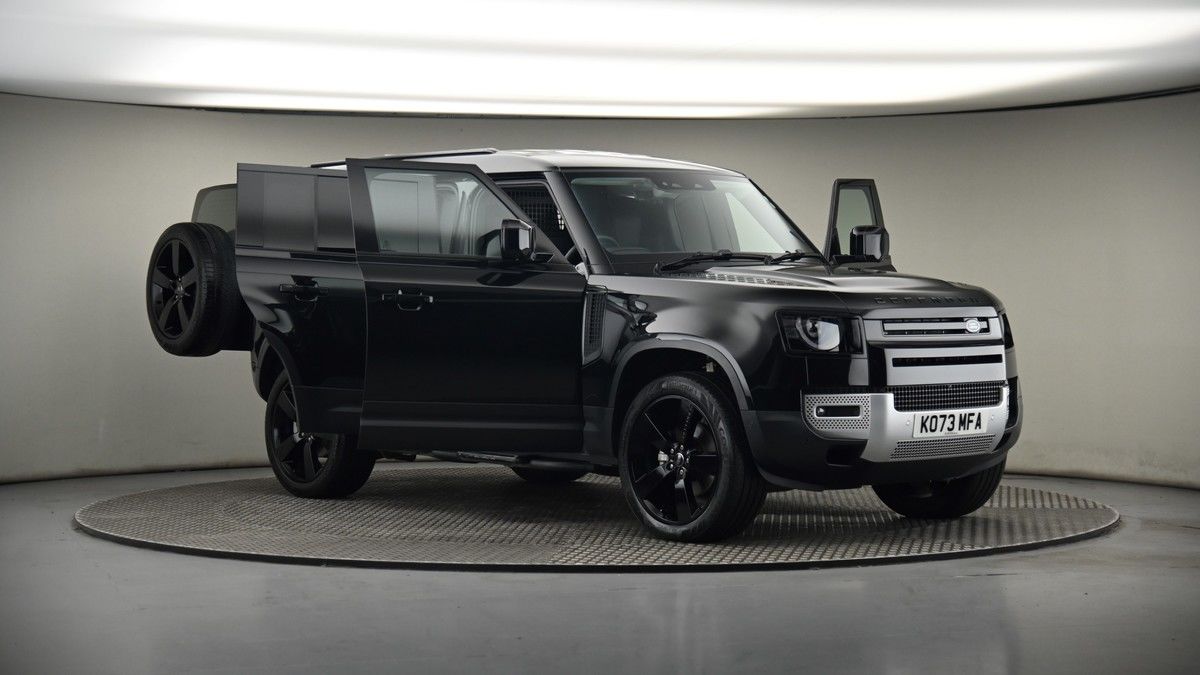 More views of Land Rover Defender 110