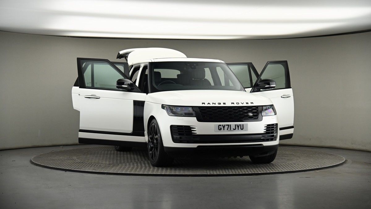 More views of Land Rover Range Rover