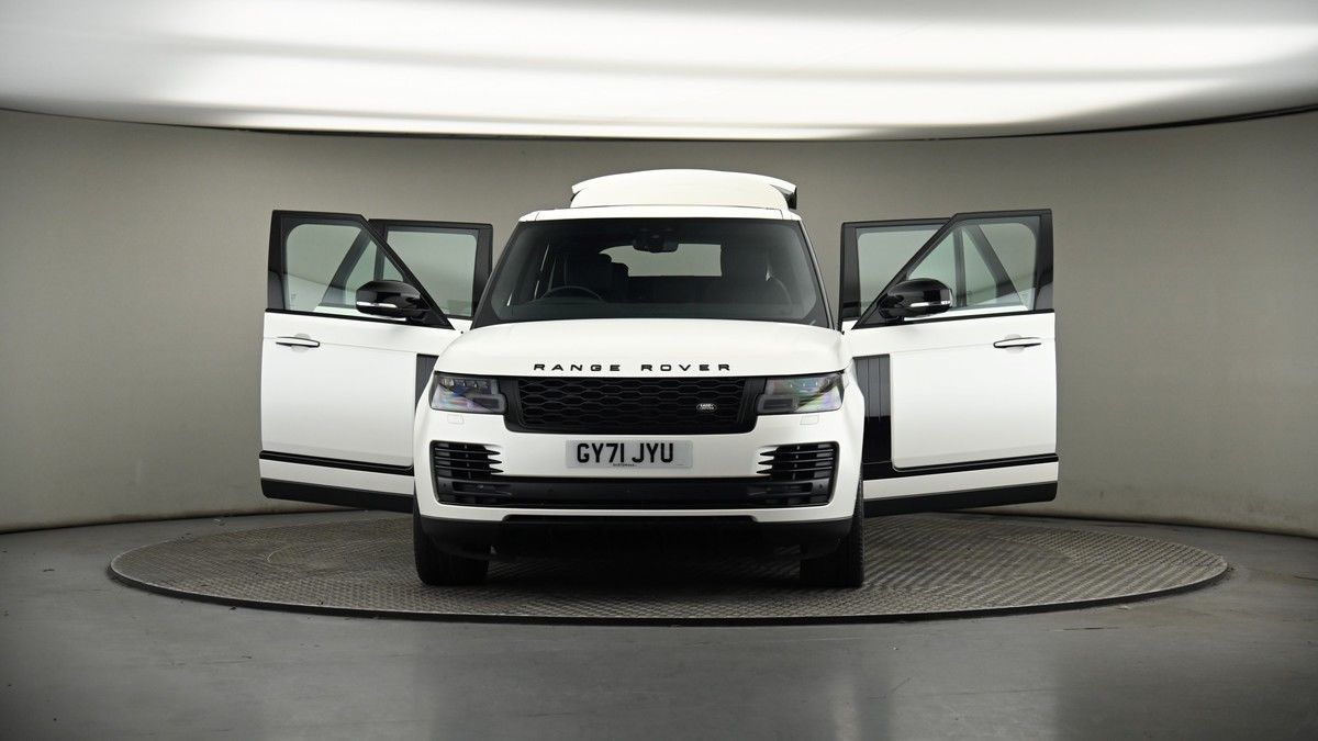 More views of Land Rover Range Rover