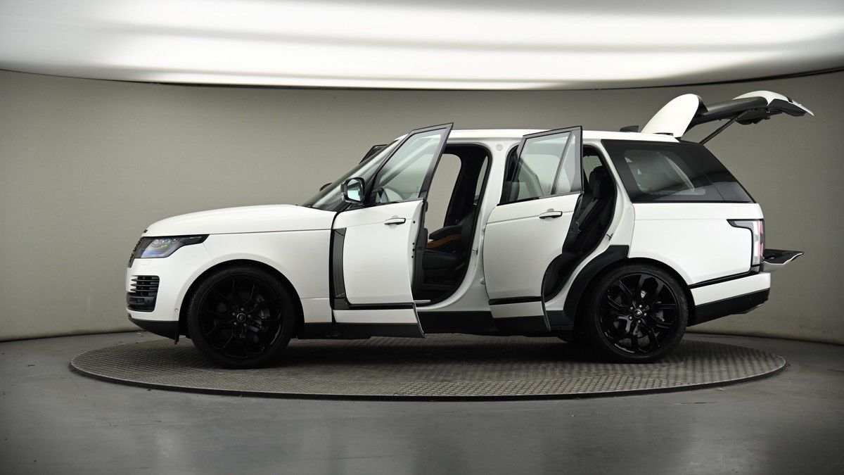 More views of Land Rover Range Rover