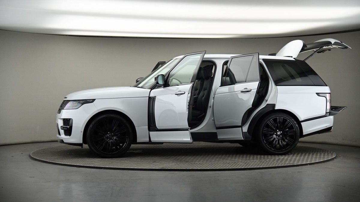 More views of Land Rover Range Rover