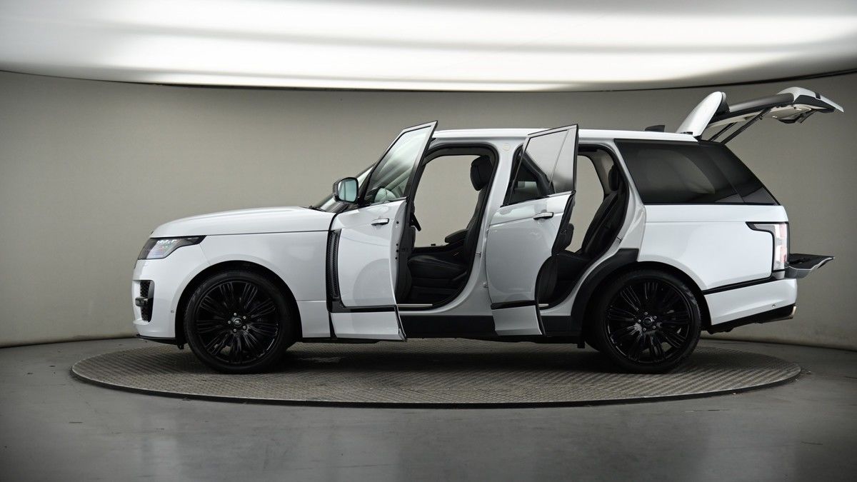 More views of Land Rover Range Rover