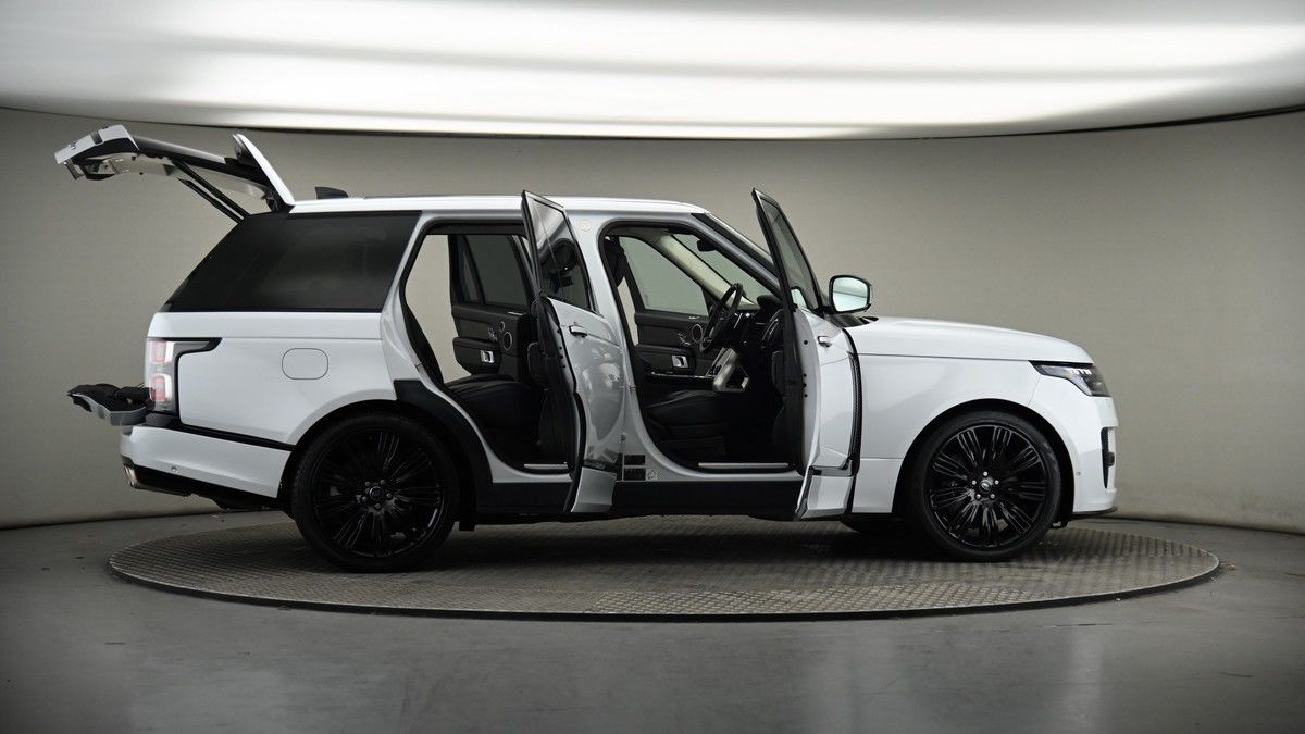 More views of Land Rover Range Rover