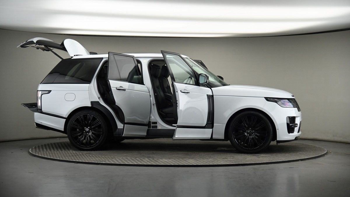 More views of Land Rover Range Rover