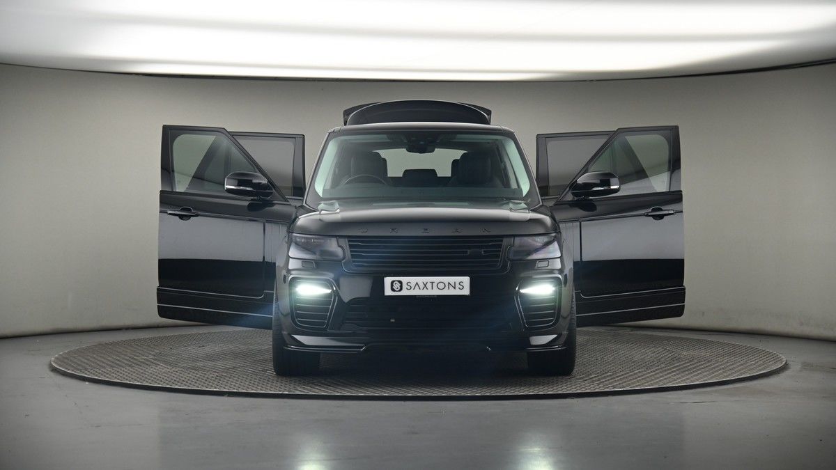More views of Land Rover Range Rover