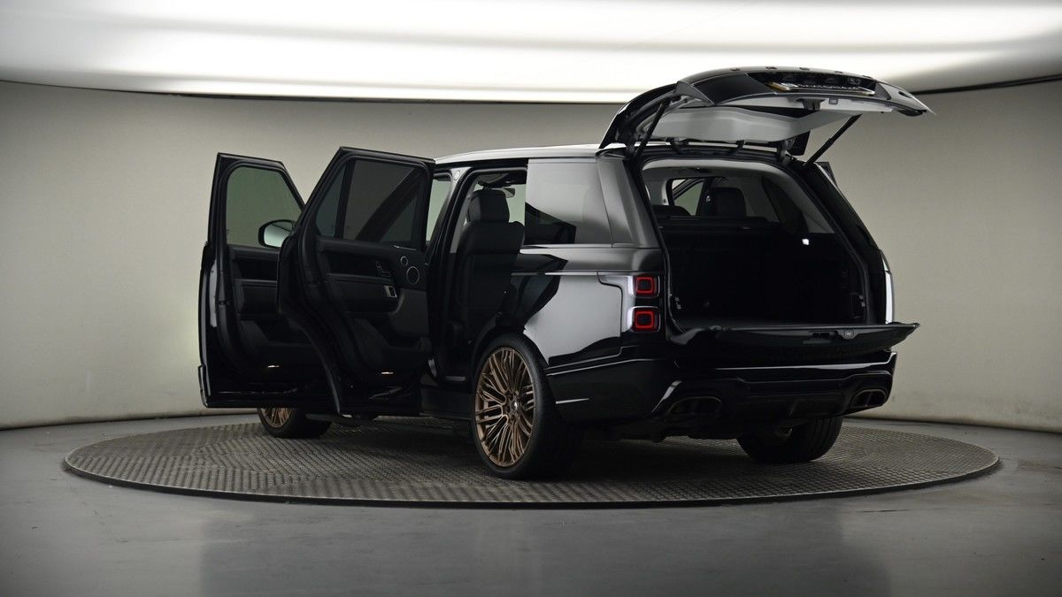 More views of Land Rover Range Rover