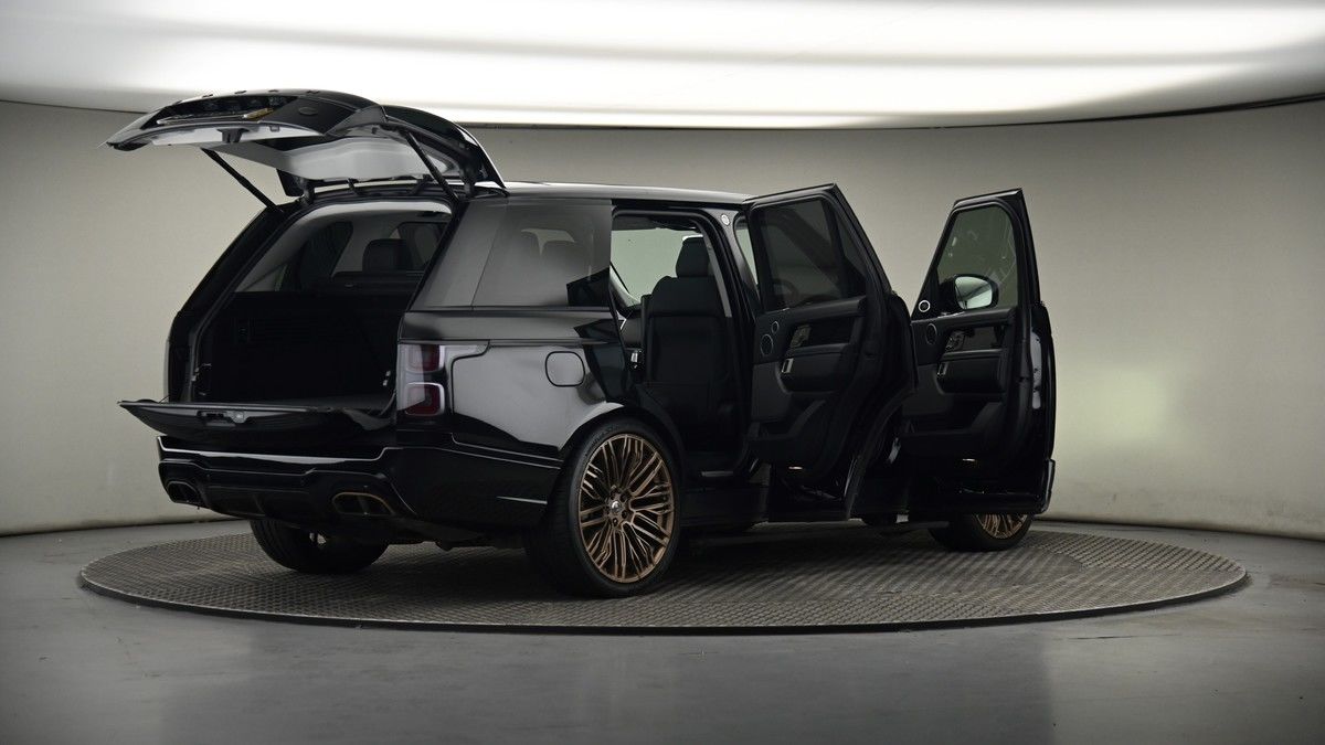 More views of Land Rover Range Rover