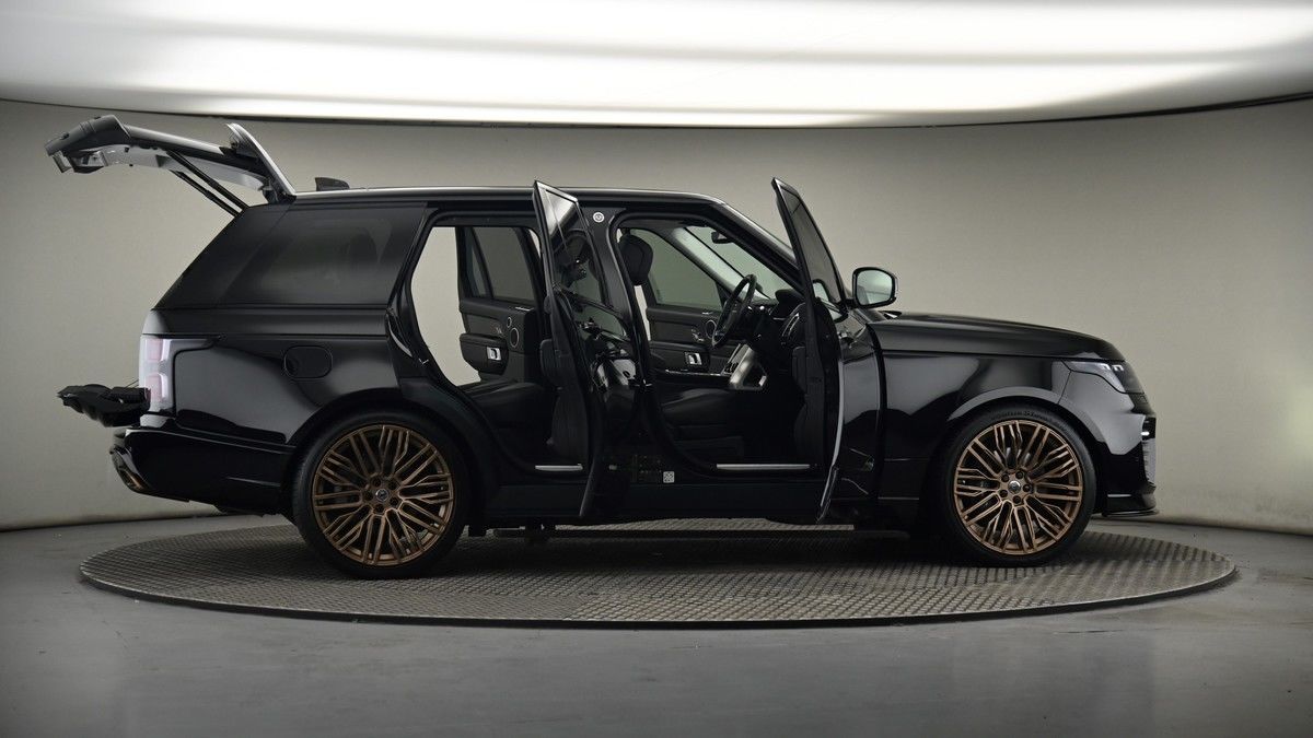 More views of Land Rover Range Rover