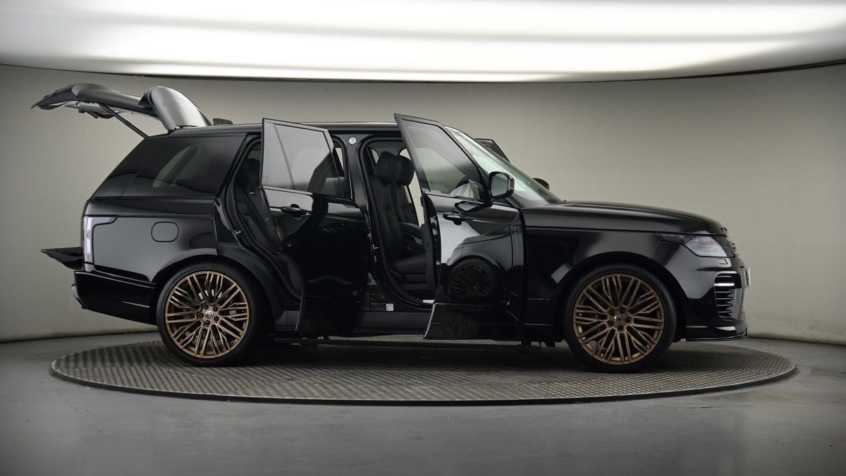 More views of Land Rover Range Rover