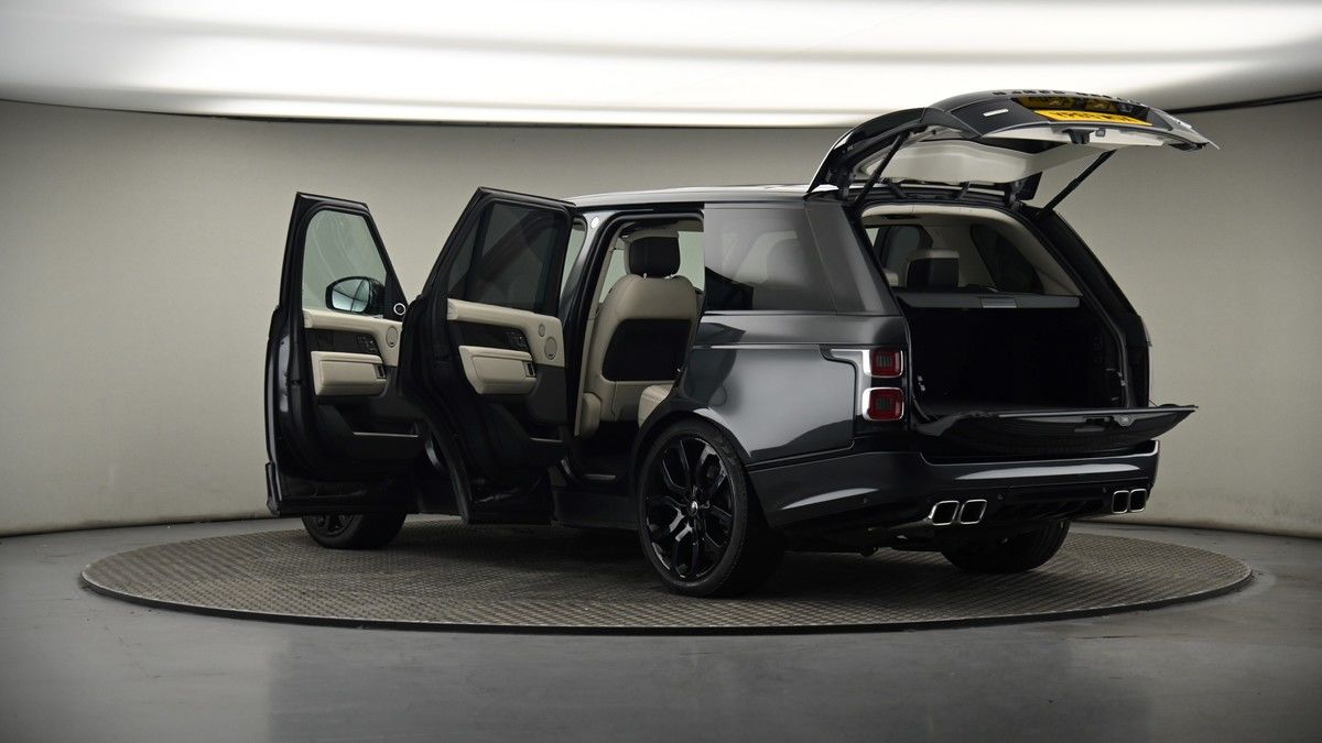 More views of Land Rover Range Rover
