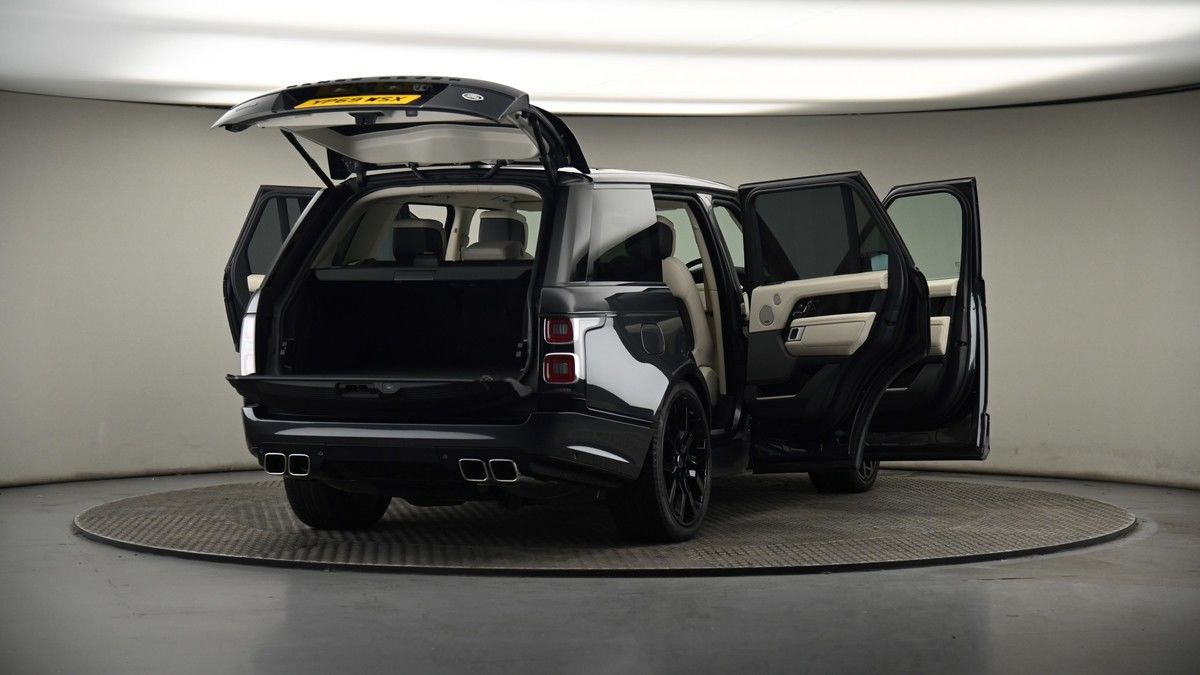 More views of Land Rover Range Rover